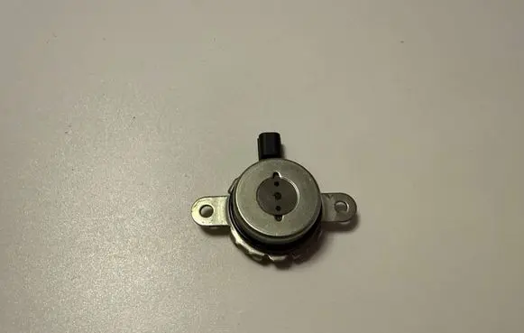 Subaru Outback (BT) Camshaft vanos timing valve 10921AA231 10921AA230