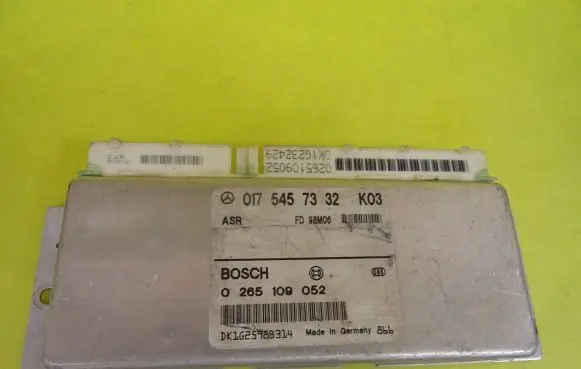 Mercedes-Benz C W202 ABS control unit/module 0175457332