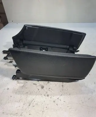 BMW 5 F10 F11 Armrest 9216870 550228103205380