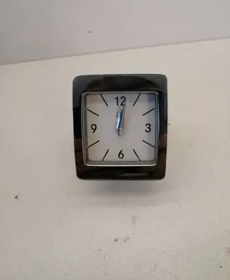 Mercedes-Benz E W212 Clock A2188270270