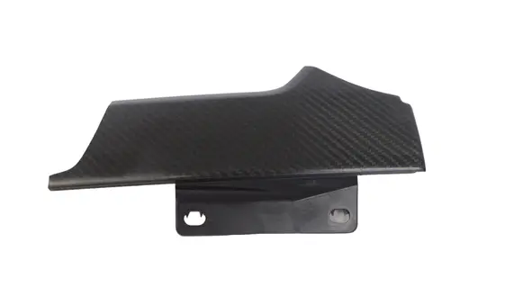 Dashboard glove box trim