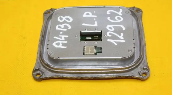 Audi A4 S4 B8 8K Xenon control unit/module 8K0907472