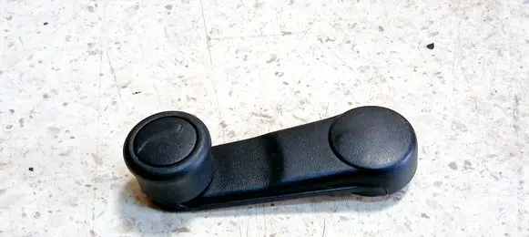 Audi A4 S4 B7 8E 8H Rear door window winding handle 8Z0837581B