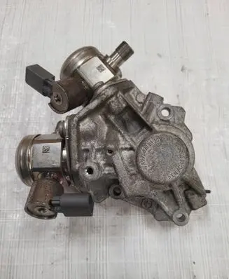 Mercedes-Benz GL X166 Fuel injection high pressure pump A2780701101