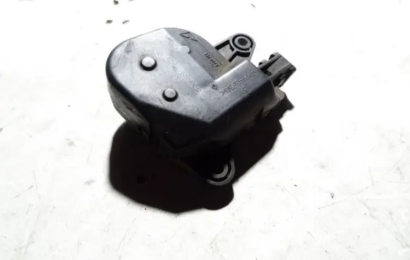 Chrysler Voyager Air flap motor/actuator 04885465AA