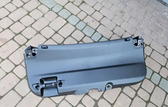 Opel Mokka B Tailgate trim 9835352180