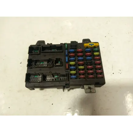 Hyundai Getz Fuse module 911981C220