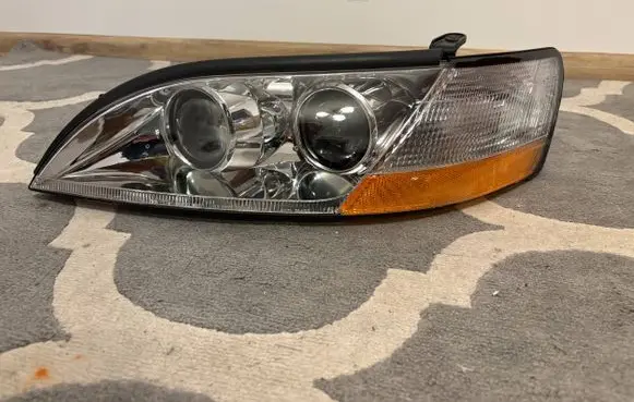 Lexus ES 250 - 300 - 330 Headlight/headlamp K01T032117 12V55W