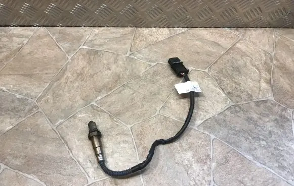 BMW 1 F20 F21 Lambda probe sensor 7596908