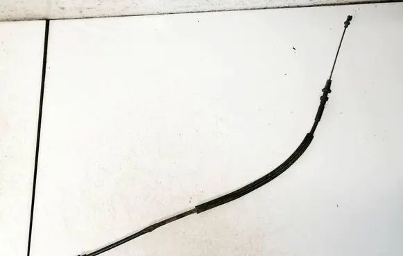 Volkswagen PASSAT B6 Front door cable line 
