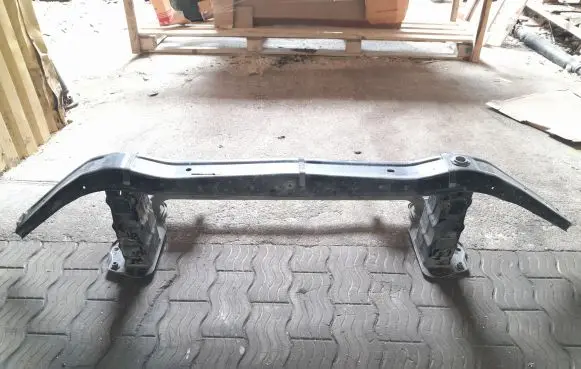 Mercedes-Benz ML W166 Front bumper cross member NOCODE