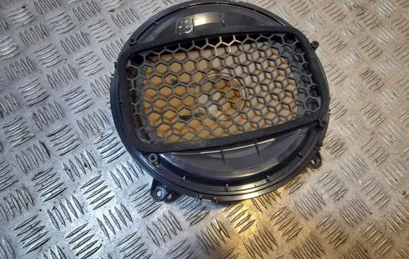 Audi A3 S3 8V Subwoofer speaker 8V0035412B