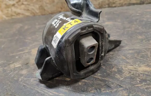 Hyundai ix35 Gearbox mount KT4 3A19 A3A29U