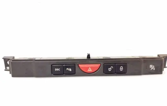 Land Rover Discovery 3 - LR3 Hazard light switch YUL500400WUX 0701161