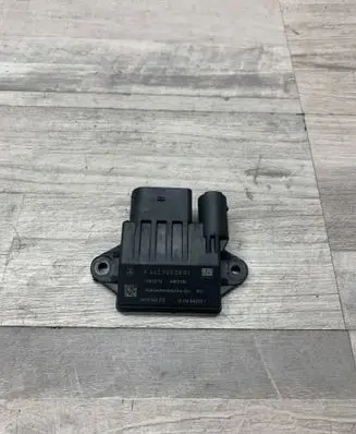 Audi Q5 SQ5 Glow plug pre-heat relay A6429005801 0522140210 13136042351