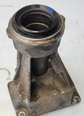BMW X5 E53 Driveshaft support bearing 7503115