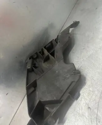 Audi A7 S7 4G Front bumper mounting bracket 4G8807283C
