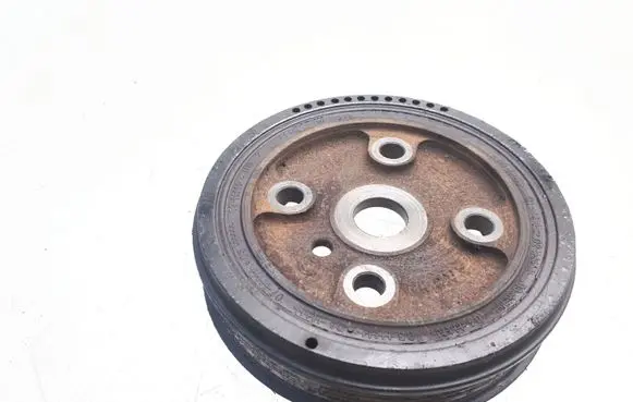 Volvo XC90 Crankshaft pulley 30637335
