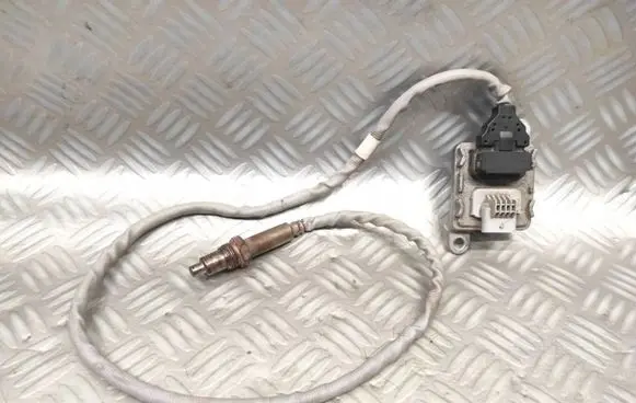 Opel Vivaro Lambda probe sensor 8689806177
