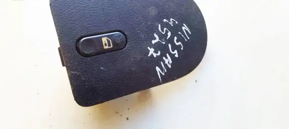 Nissan Qashqai Electric window control switch 96912jd00a