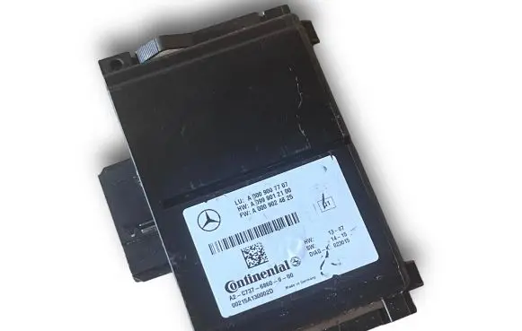 Mercedes-Benz E W212 Central body control module A0009007707