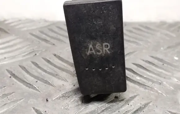 Traction control (ASR) switch