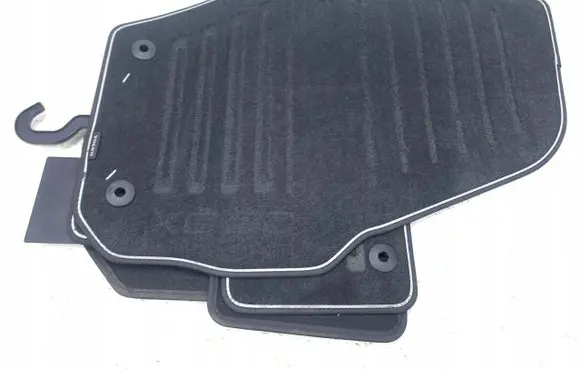 Volvo XC60 Car floor mat set 39813780