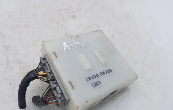 Nissan X-Trail T30 Door central lock control unit/module 285508H700