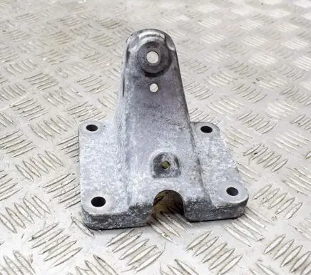 Jaguar XF X250 Engine mounting bracket 8W836037AA