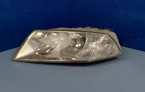 Skoda Octavia Mk2 (1Z) Headlight/headlamp 1Z1941015 VP4SHX13006AAG