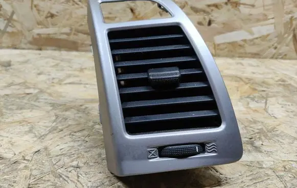 Hyundai i20 (PB PBT) Dashboard side air vent grill/cover trim 974601J000