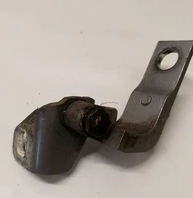 Ford Mondeo MK IV Rear door lower hinge 7S7AA26810AC