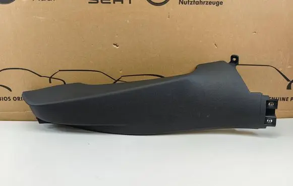 Volkswagen Golf VII (C) pillar trim 5G6867766E 596035