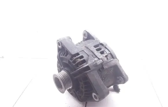Opel Zafira A Generator/alternator 09131133