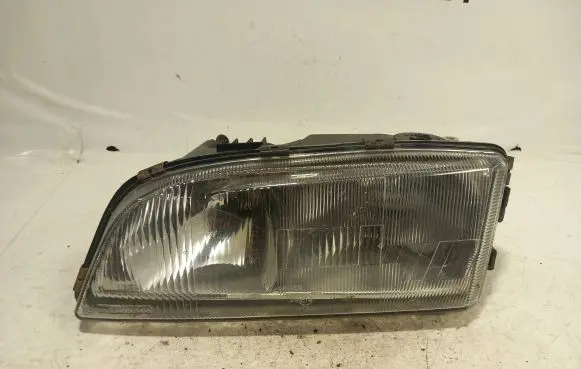 Volvo S70 V70 V70 XC Headlight/headlamp 205410b
