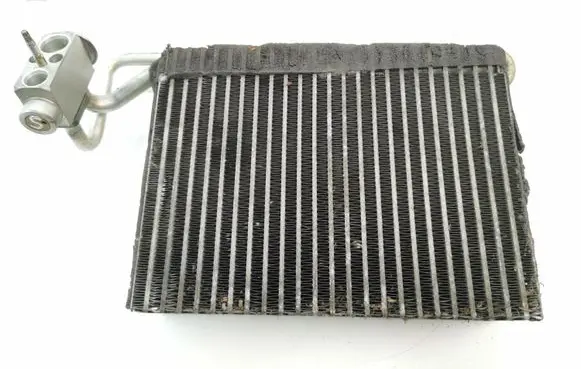 BMW 3 E46 Air conditioning (A/C) radiator (interior) 6904437