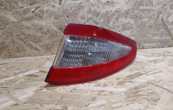 Maserati GranTurismo Rear/tail lights 234380