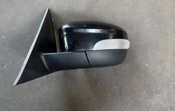 Ford S-MAX Front door electric wing mirror 