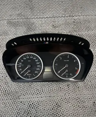 BMW 5 E60 E61 Speedometer (instrument cluster) 62116958600 110080213