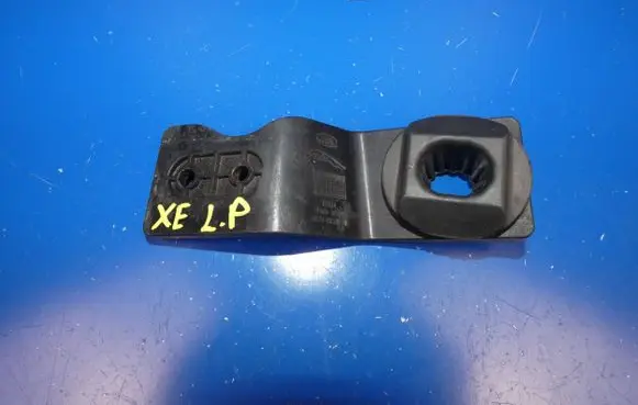 Jaguar XE Top upper radiator support slam panel GX738K337AC