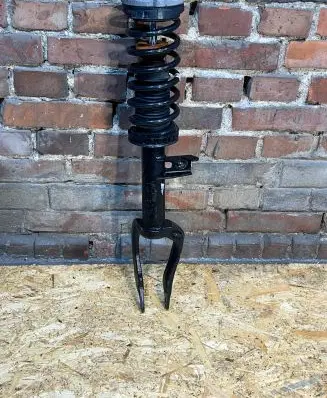 BMW 5 F10 F11 Front shock absorber with coil spring 6784014