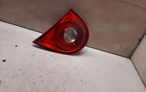 Volkswagen Golf V Tailgate rear/tail lights 1K6945094E 028500204 800000085