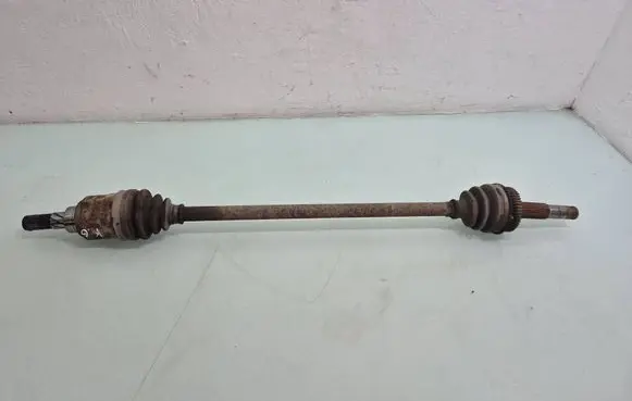 Nissan Qashqai+2 Rear driveshaft 