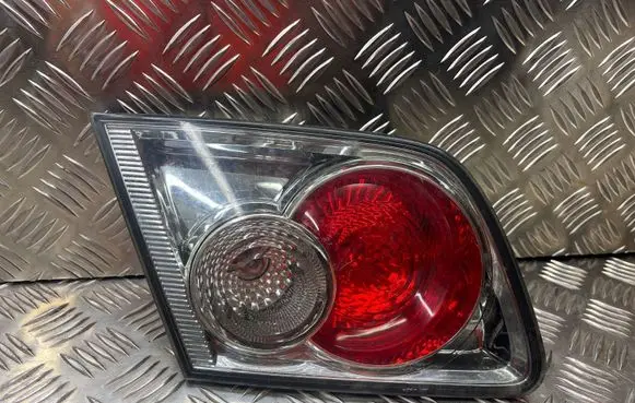 Mazda 6 Tailgate rear/tail lights