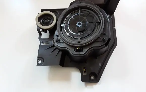 Audi TT TTS RS Mk3 8S Front door speaker 8S0035411A