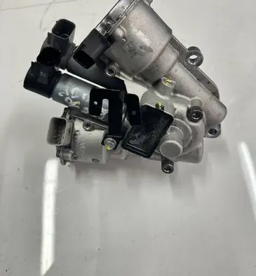 KIA Niro Clutch slave cylinder 438102B100 43810-2B100