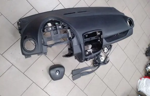 Renault Clio IV Dashboard 682007861r