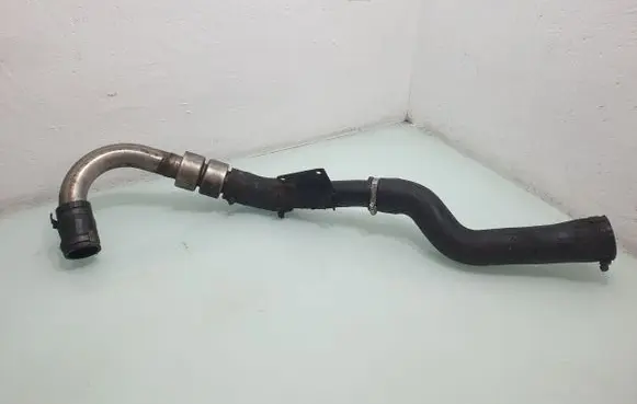Ford Mondeo MK IV Intercooler hose/pipe