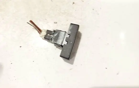 Nissan Pixo Hazard light switch