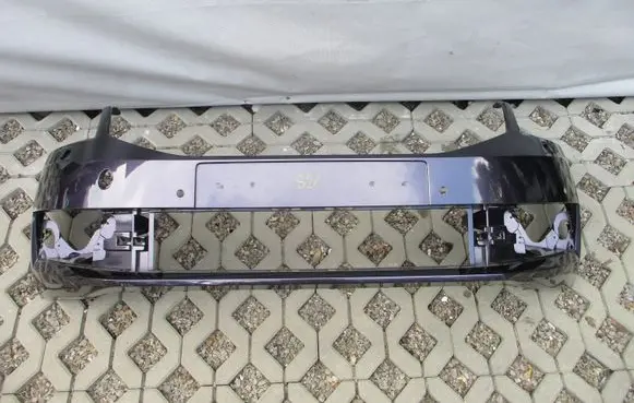 Skoda Octavia Mk3 (5E) Front bumper 5E0807221N